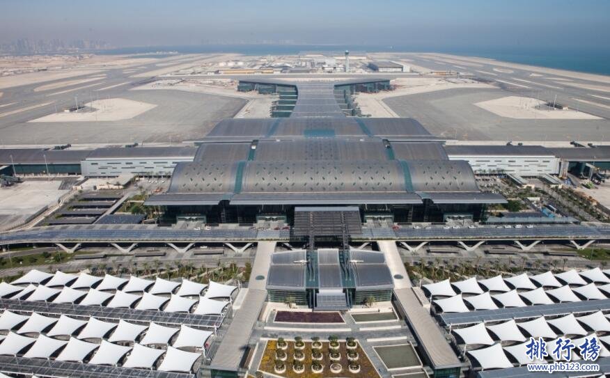 世界上最长的6个飞机跑道：多哈哈马德机场跑道5公里（世界上最大的机场有几条跑道）