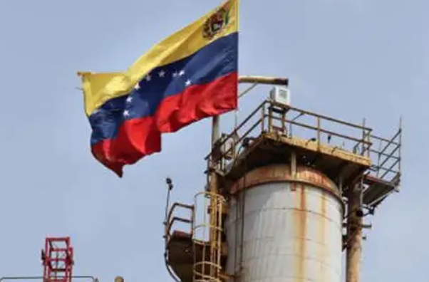 石油最多的国家前十名，委内瑞拉排第一，俄罗斯上榜（俄罗斯石油储量排名是第一吗）
