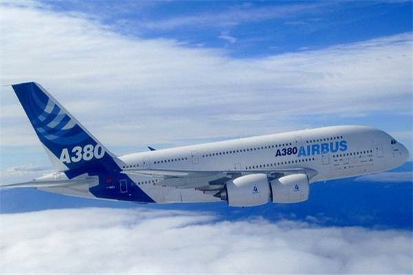 世界上最大的客机 空中客车A380,1998年打造（世界上最大的客机是什么型号）