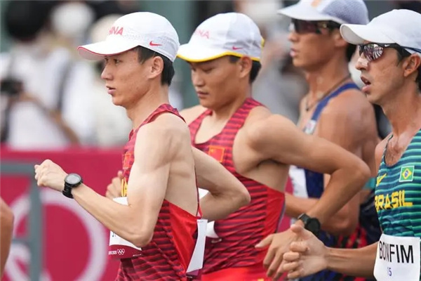 男子20公里竞走世界纪录：一小时16分36秒（2015年创造）（女子20公里竞走世界纪录）