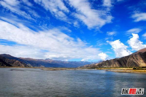 世界上落差最大的河流，雅鲁藏布江落差5590米（雅鲁藏布江是世界上海拔最高的河流）